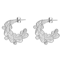 Load image into Gallery viewer, Botanical Wreath Filigree Studs Earrings
