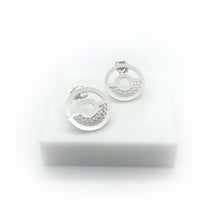 Load image into Gallery viewer, NEO Circle Studs