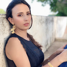 Load image into Gallery viewer, Handmade Silver Wren Bird Earrings