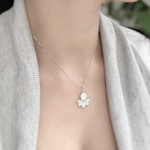 Load image into Gallery viewer, Handmade Abanico Fan Pandero Pendant
