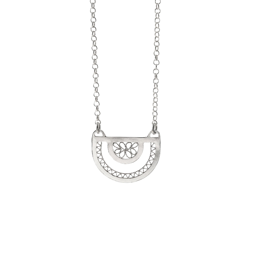 Neo Semi Circle Filigree Adjustable Necklace